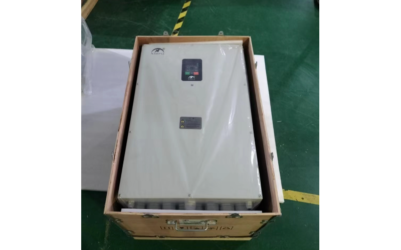 粉尘多的工厂用哪种变频器合适？